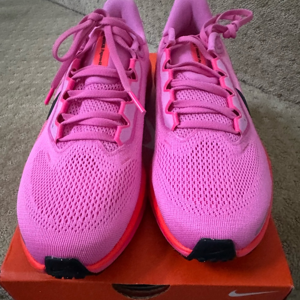 Brand New- Nike Women's Pink Running Shoes - Picture 2 of 4